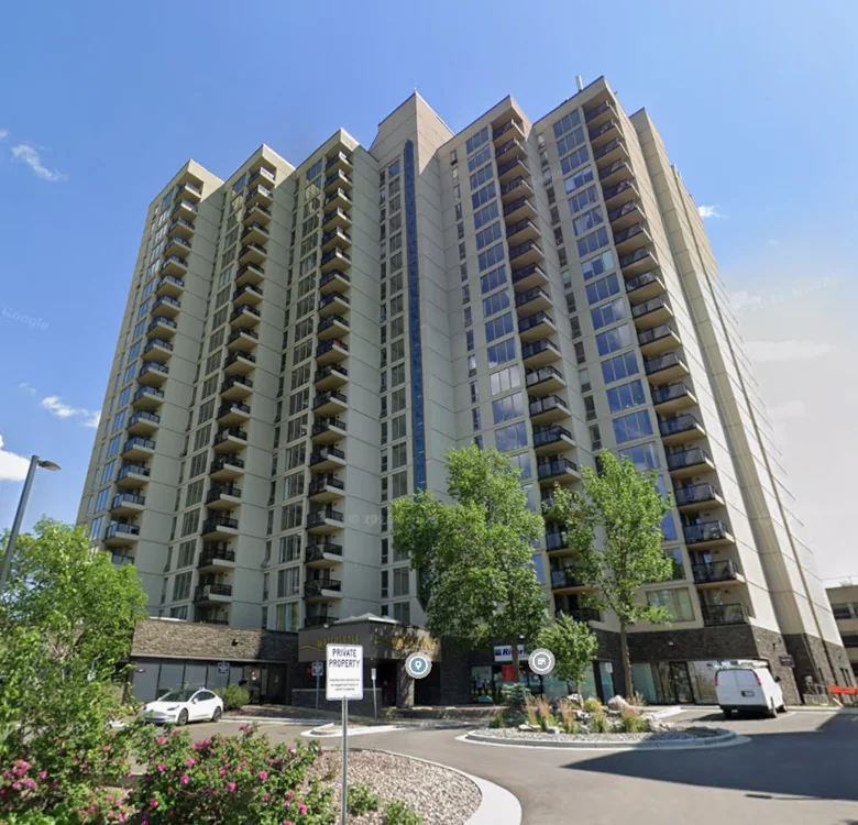 Water's Edge high-rise condominium property